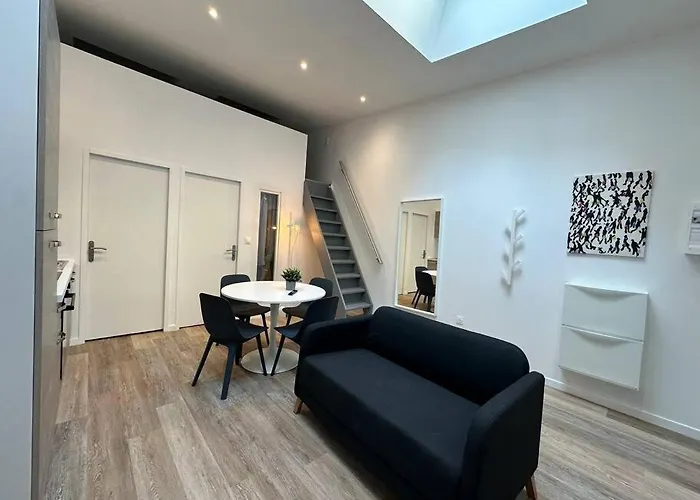 Libergier- Maisonnette Cathedrale Ρενς